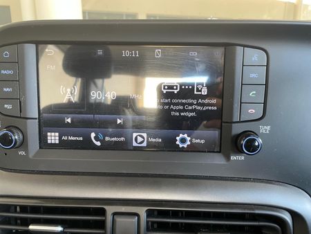 2024-Hyundai-Grand-i10-12-Fluid-Sedan-Auto_9