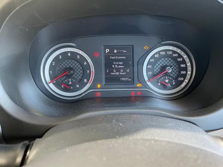 2024-Hyundai-Grand-i10-12-Fluid-Sedan-Auto_12