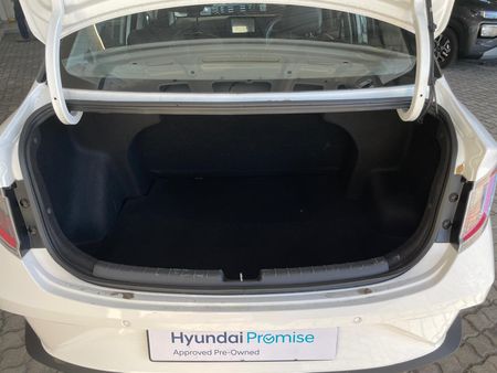 2024-Hyundai-Grand-i10-12-Fluid-Sedan-Auto_7
