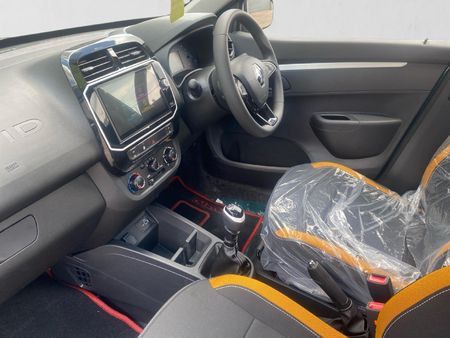 2026-Renault-Kwid-10-Climber_18