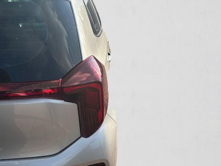 2026-Kia-Picanto-10-LS_11
