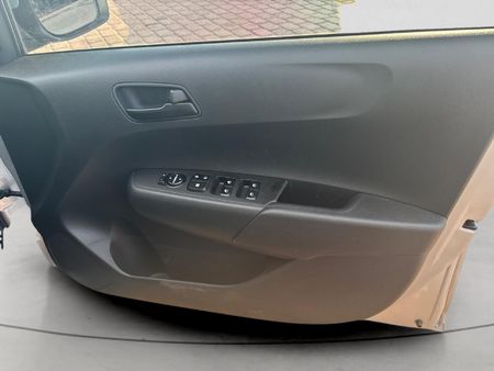 2026-Kia-Picanto-10-LS_14