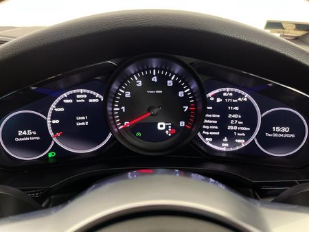2018-Porsche-Cayenne-Auto_2
