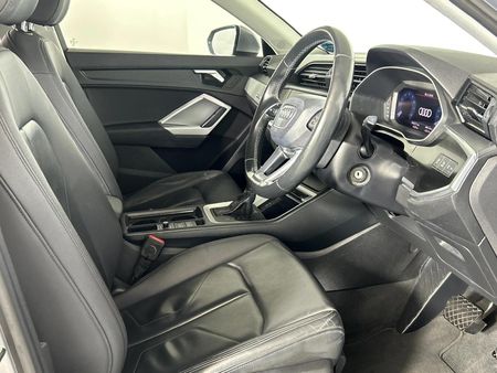 2021-Audi-Q3-14-TFSI-Auto-Advanced-35-TFSI_9