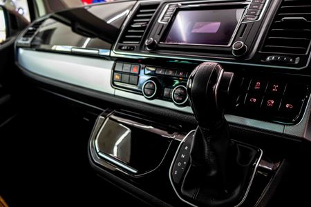 2018-Volkswagen-Caravelle-T6-20-BiTDI-Highline-Auto-4Motion_16