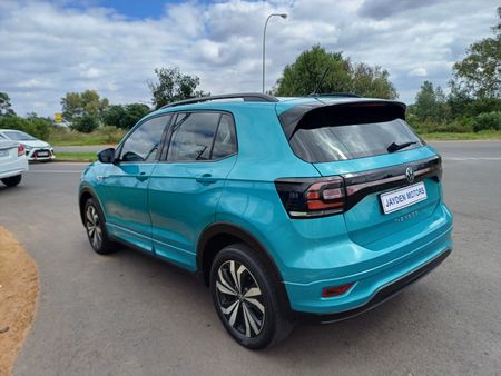 2021-Volkswagen-T-Cross-10-TSI-RLINE-AUTO_4