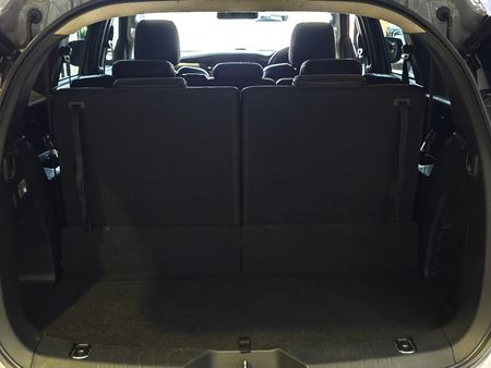 2025-Isuzu-Mu-x-30D-LS-4x4-Auto_17
