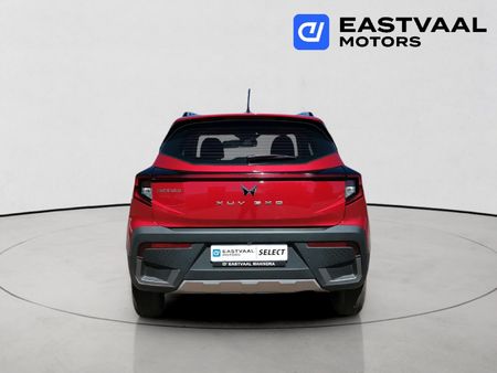 2026-Mahindra-XUV-3XO-12T-AX5_5