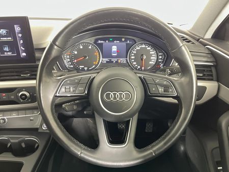 2022-Audi-A4-20-TDI-Auto-S-Line-35-TDI_12