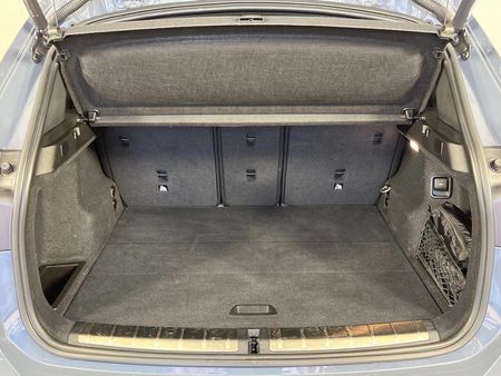 2022-BMW-X1-sDrive18d-M-Sport_15