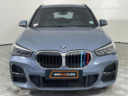 2022-BMW-X1-sDrive18d-M-Sport_16