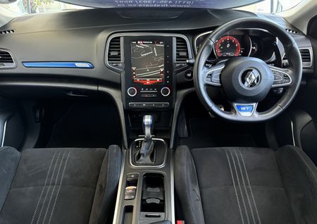 2018-Renault-Megane-IV-16T-GT-Auto-5-dr_6