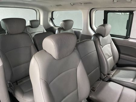 2021-Hyundai-H-1-25-CRDi-Elite-Auto-12-seat_11