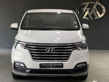 2021-Hyundai-H-1-25-CRDi-Elite-Auto-12-seat_2
