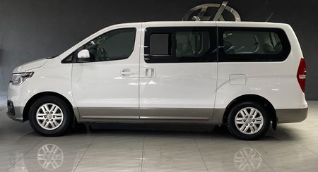 2021-Hyundai-H-1-25-CRDi-Elite-Auto-12-seat_4