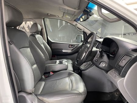 2021-Hyundai-H-1-25-CRDi-Elite-Auto-12-seat_7