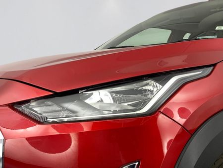 2024-Nissan-Magnite-10-Visia_3