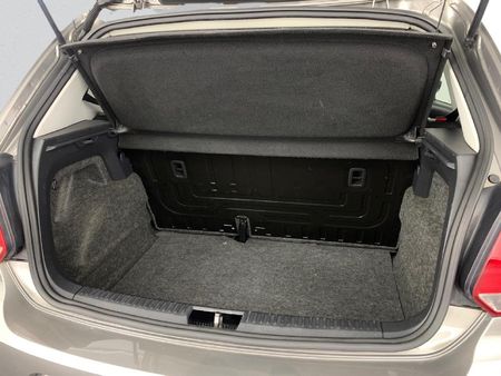 2021-Volkswagen-Polo-Vivo-16-Comfortline-Auto-5-dr_12