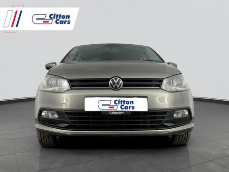 2021-Volkswagen-Polo-Vivo-16-Comfortline-Auto-5-dr_1