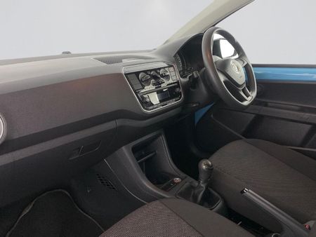 2017-Volkswagen-Up-Take-Up-10-5-dr_12