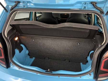 2017-Volkswagen-Up-Take-Up-10-5-dr_14