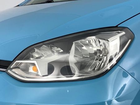 2017-Volkswagen-Up-Take-Up-10-5-dr_3