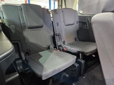 2025-Volkswagen-Caddy-Maxi-20-TDI_7