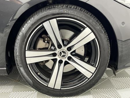 2022-Mercedes-Benz-C-Class-C-220d-Auto_4