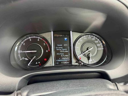 2025-Toyota-Fortuner-28-GD-6-RB-Auto_14
