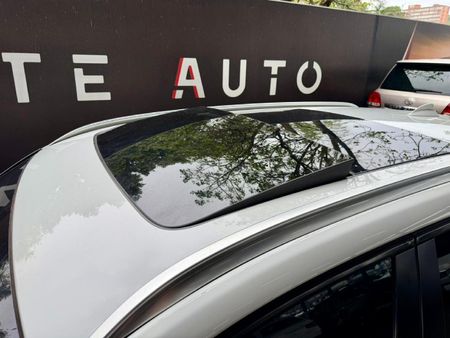 2012-BMW-X3-xDrive20d-Auto_8