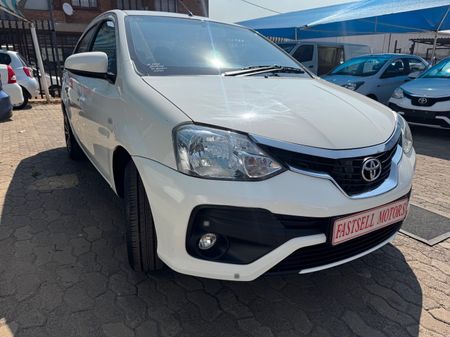 2020-Toyota-Etios-15-XS_3