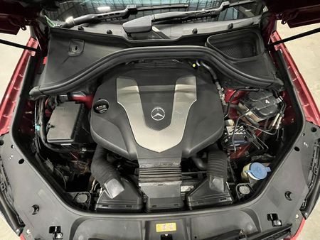 2017-Mercedes-Benz-GLE-350d-4Matic_9