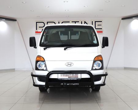 2019-Hyundai-H100-Bakkie-26D-Dropside_1