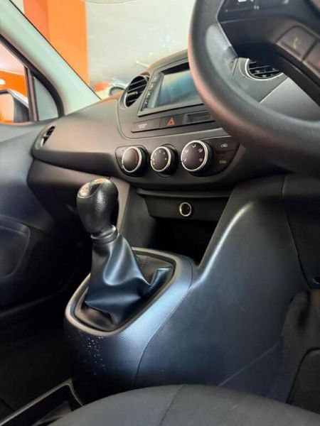 2018-Hyundai-Grand-i10-125-Fluid_7