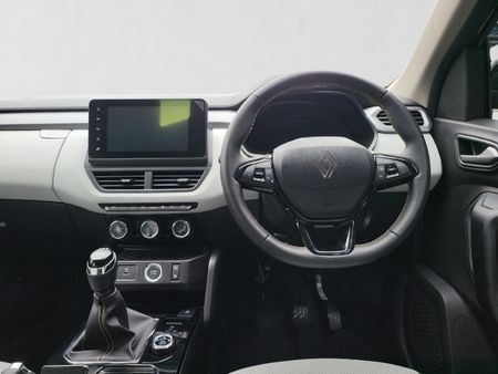 2026-Renault-Kiger-10T-Iconic_16