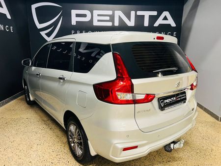 2021-Suzuki-Ertiga-15-GLX_2