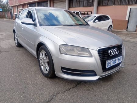 2011-Audi-A3-Sportback-14T-Attraction_1