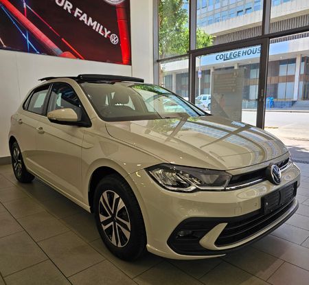 2026-Volkswagen-Polo-10-TSI-Life_12