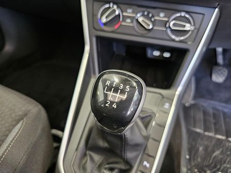 2026-Volkswagen-Polo-10-TSI-Life_2