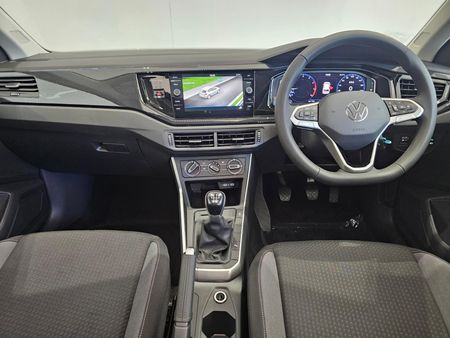 2026-Volkswagen-Polo-10-TSI-Life_6