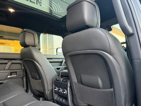 2026-Land-Rover-Defender-110-D350-X-Dynamic-HSE_9