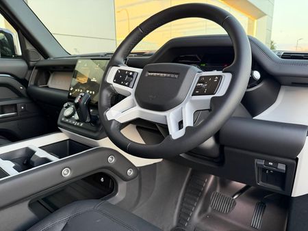 2026-Land-Rover-Defender-110-D350-X-Dynamic-HSE_14