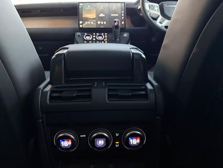 2026-Land-Rover-Defender-110-D350-X-Dynamic-HSE_8