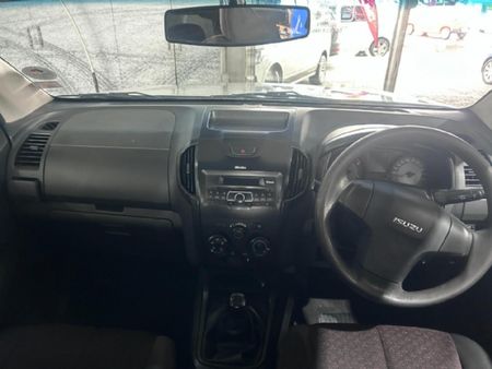 2020-Isuzu-D-Max-250-HO-Double-Cab_7