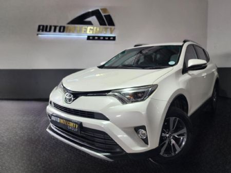 2016-Toyota-RAV4-20-GX_0