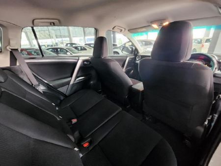 2016-Toyota-RAV4-20-GX_11