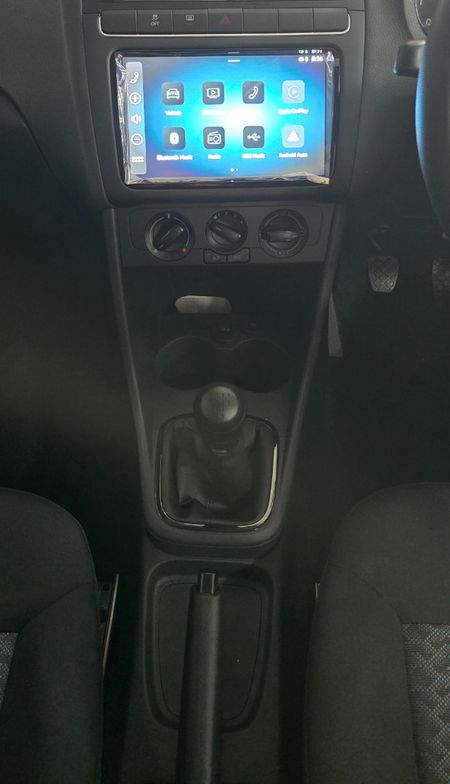 2026-Volkswagen-Polo-Vivo-14-Life_11