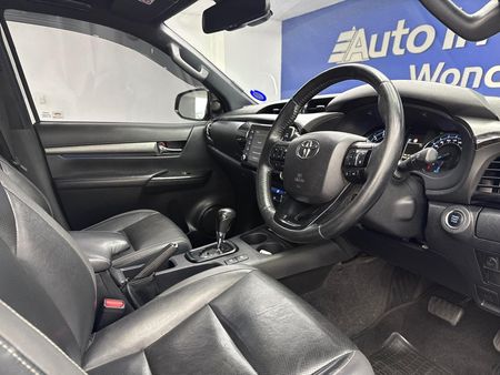 2020-Toyota-Hilux-28-GD-6-Raised-Body-Legend-RS-4x4-Auto-Double-Cab_10
