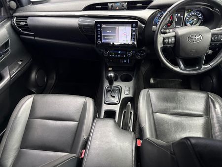 2020-Toyota-Hilux-28-GD-6-Raised-Body-Legend-RS-4x4-Auto-Double-Cab_14