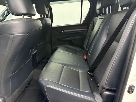 2020-Toyota-Hilux-28-GD-6-Raised-Body-Legend-RS-4x4-Auto-Double-Cab_15